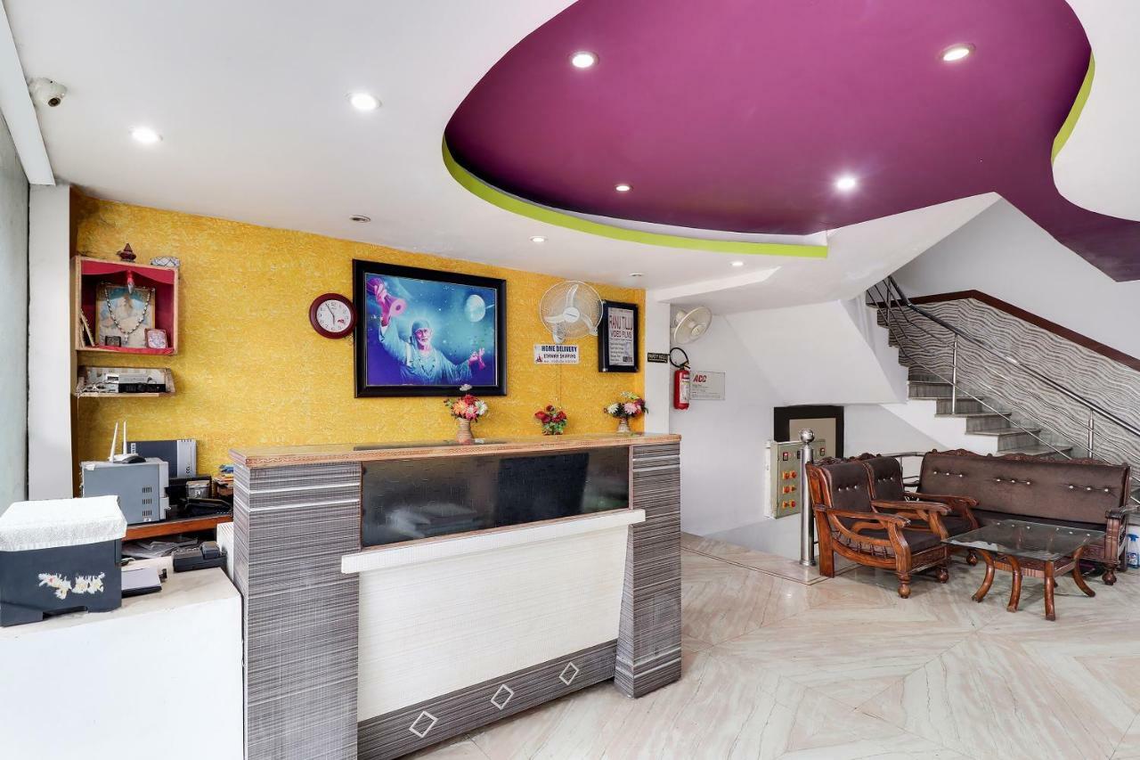 Oyo 45398 Kunal Hotel Etāwah Buitenkant foto