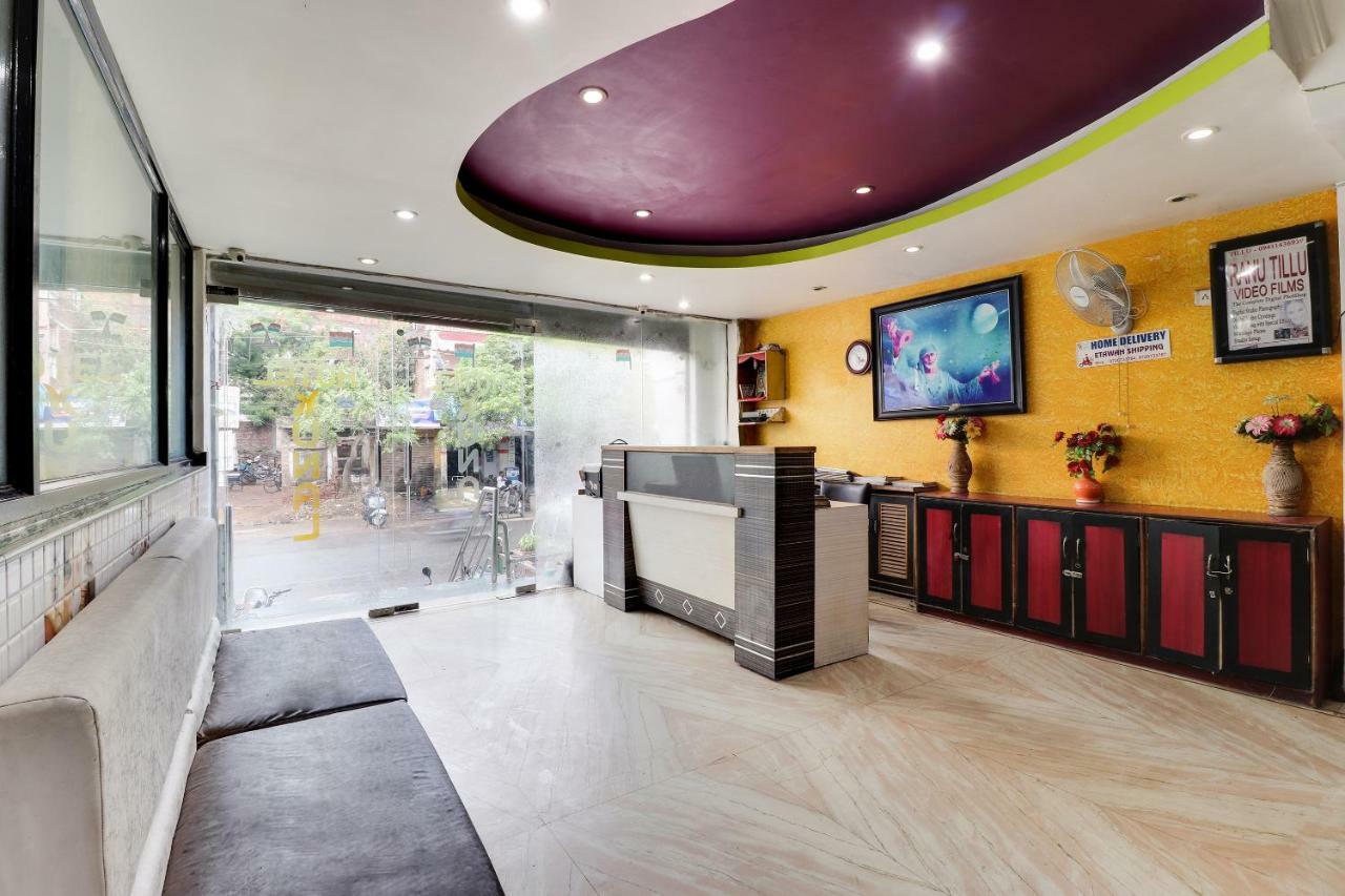 Oyo 45398 Kunal Hotel Etāwah Buitenkant foto